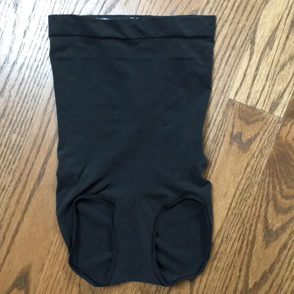 Spanx tummy tightener. Small.